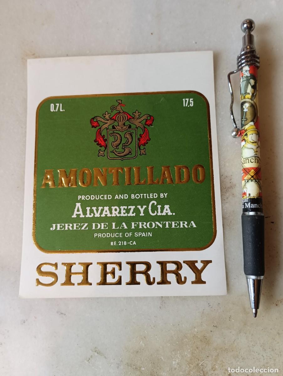 Etiquetas antiguas: Etiqueta vino jerez amontillado &Aacute;lvarez