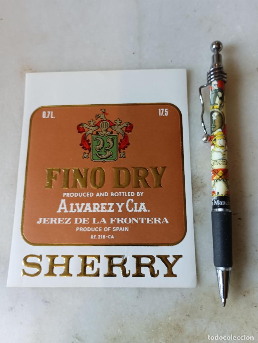 Etiquetas antiguas: Etiqueta vino jerez &Aacute;lvarez
