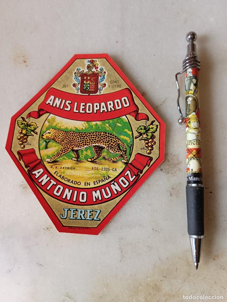 Etiquetas antiguas: Etiqueta anis leopardo Antonio Mu&ntilde;oz jerez
