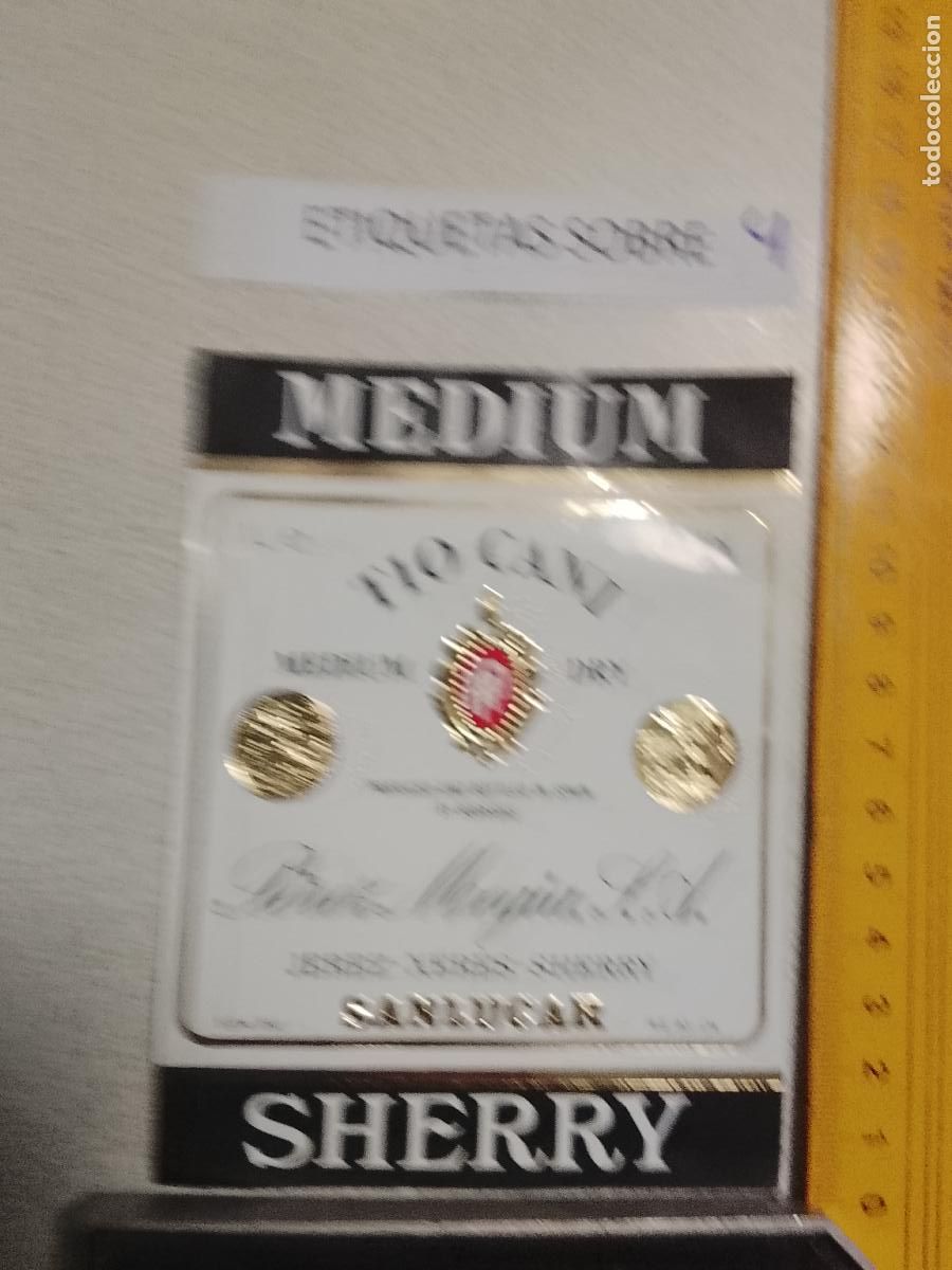 Etiquetas antiguas: HAGA SU OFERTA - ANTIGUA ETIQUETA DE VINOS DE JEREZ LICOR ETC OFERTAS POR LOTES MUCHAS EN MI PERFIL