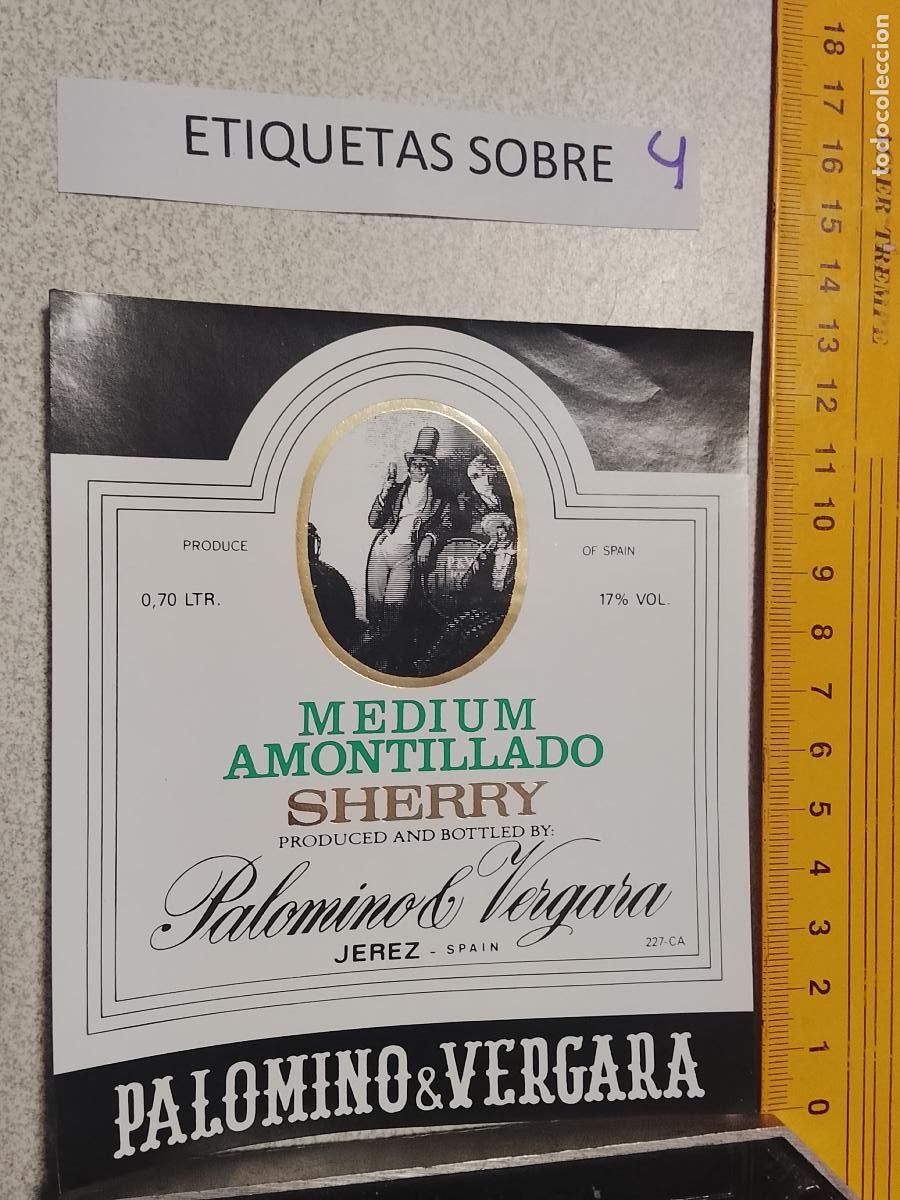 Etiquetas antiguas: HAGA SU OFERTA - ANTIGUA ETIQUETA DE VINOS DE JEREZ LICOR ETC OFERTAS POR LOTES MUCHAS EN MI PERFIL