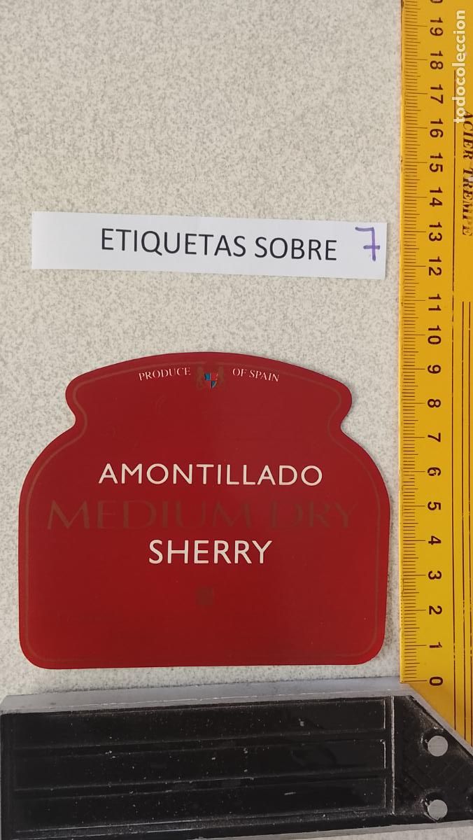 Etiquetas antiguas: HAGA SU OFERTA - ANTIGUA ETIQUETA DE VINOS DE JEREZ LICOR ETC OFERTAS POR LOTES MUCHAS EN MI PERFIL