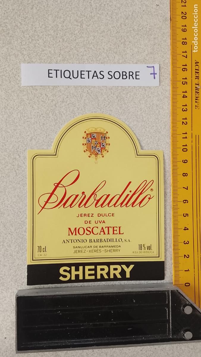 Etiquetas antiguas: HAGA SU OFERTA - ANTIGUA ETIQUETA DE VINOS DE JEREZ LICOR ETC OFERTAS POR LOTES MUCHAS EN MI PERFIL
