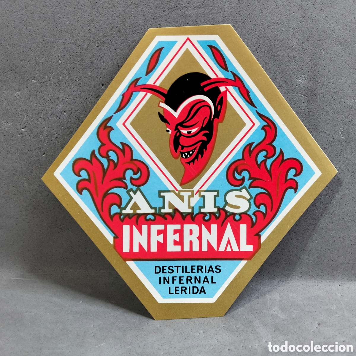Etiquetas antiguas: Antigua etiqueta de An&iacute;s Infernal, Destiler&iacute;as Infernal, L&eacute;rida. A&ntilde;os 50 - 60