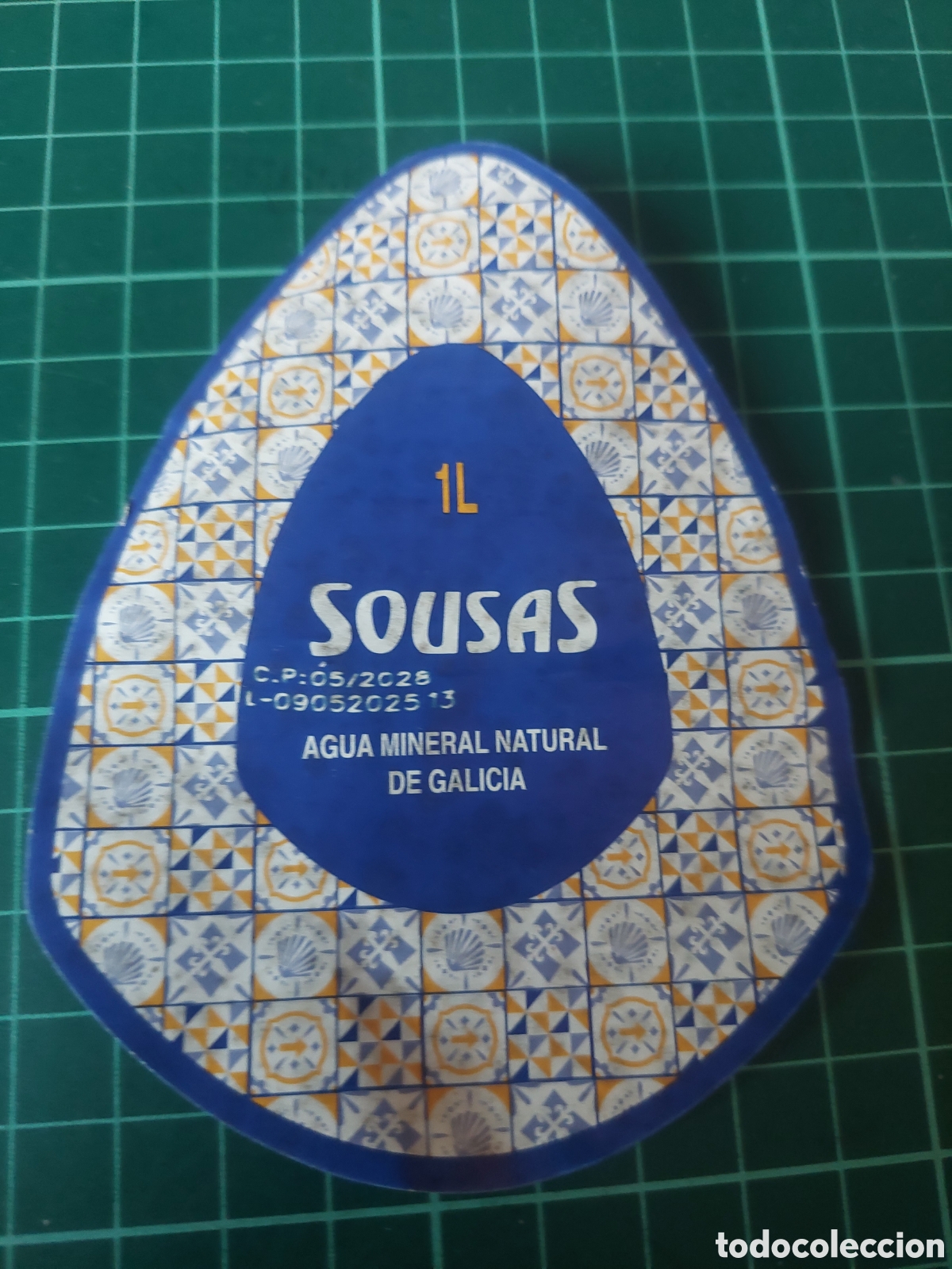 Etiquetas antiguas: 1L etiqueta sousas agua mineral natural Galicia