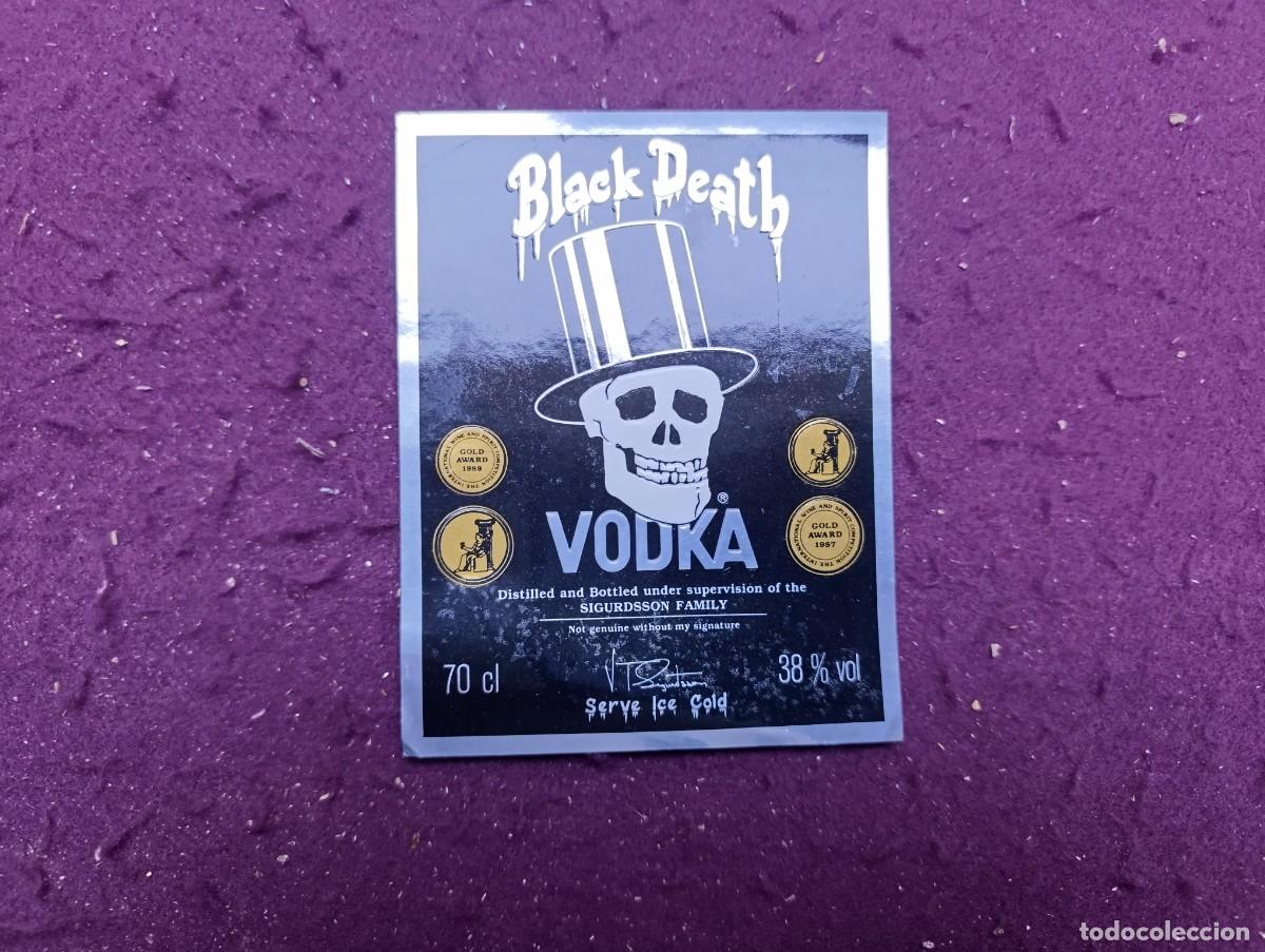 Etiquetas antiguas: Etiqueta de Vodka, Black Death