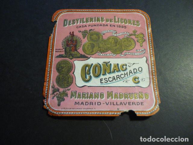 Etiquetas antiguas: ANTIGUA ETIQUETA CROMOLITOGRAFICA CO&Ntilde;AC ESCARCHADO MARIANO MADRUE&Ntilde;O MADRID 8 X 10 CM MUJER DE ZAMORA