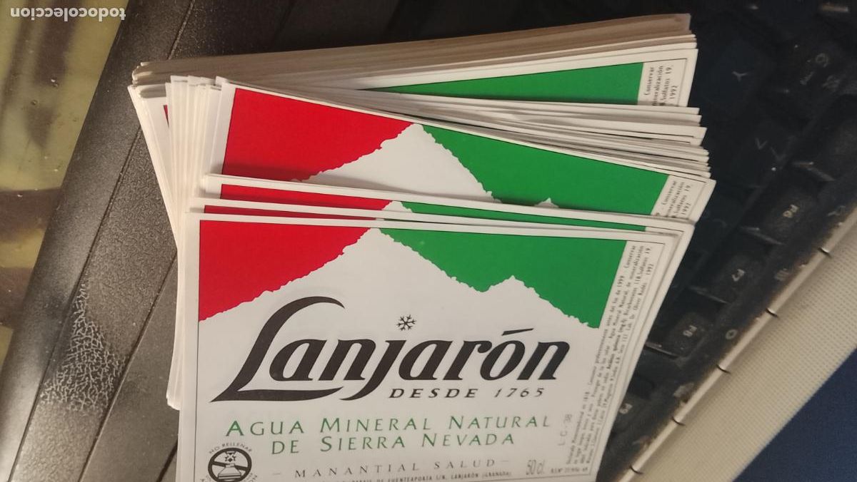 Etiquetas antiguas: ANTIGUO TACO MAZO DE 50 ETIQUETAS DE AGUA MINERAL LANJARON GRANADA - PERFECTO ESTADO