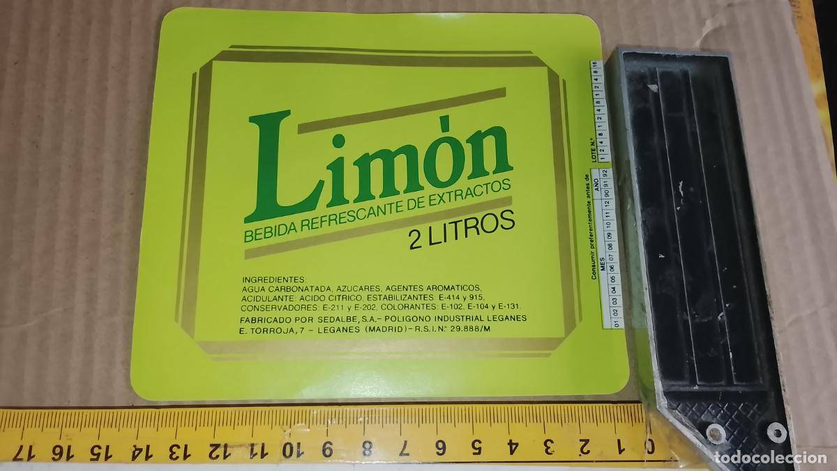 Etiquetas antiguas: antigua GRAN etiqueta original SIN PEGAR , de BOTELLA REFRESCOS DE LIMON