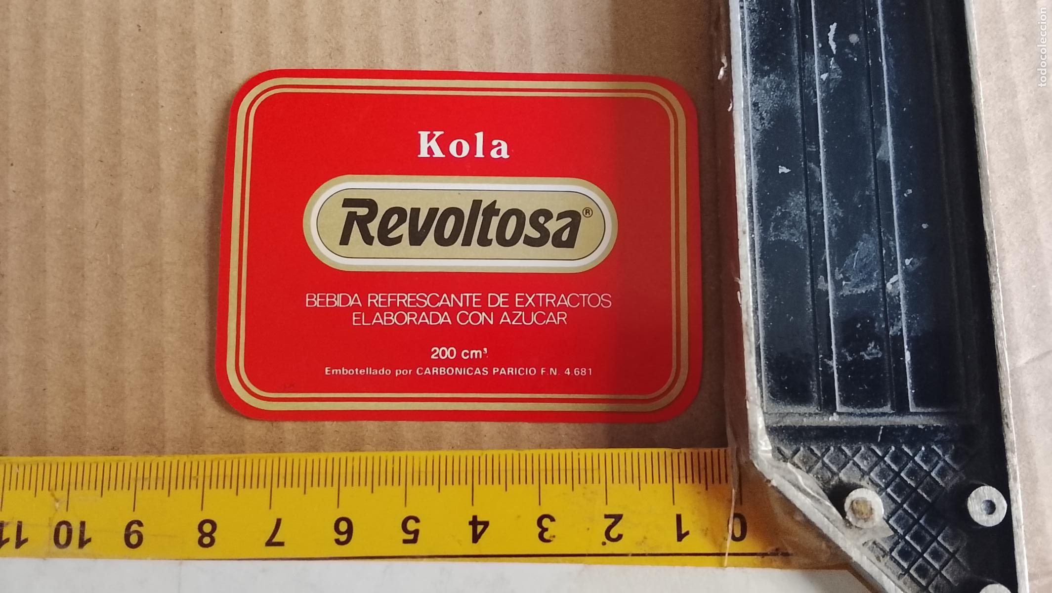 Etiquetas antiguas: antigua etiqueta original SIN PEGAR , de BOTELLA REFRESCOS REVOLTOSA KOLA