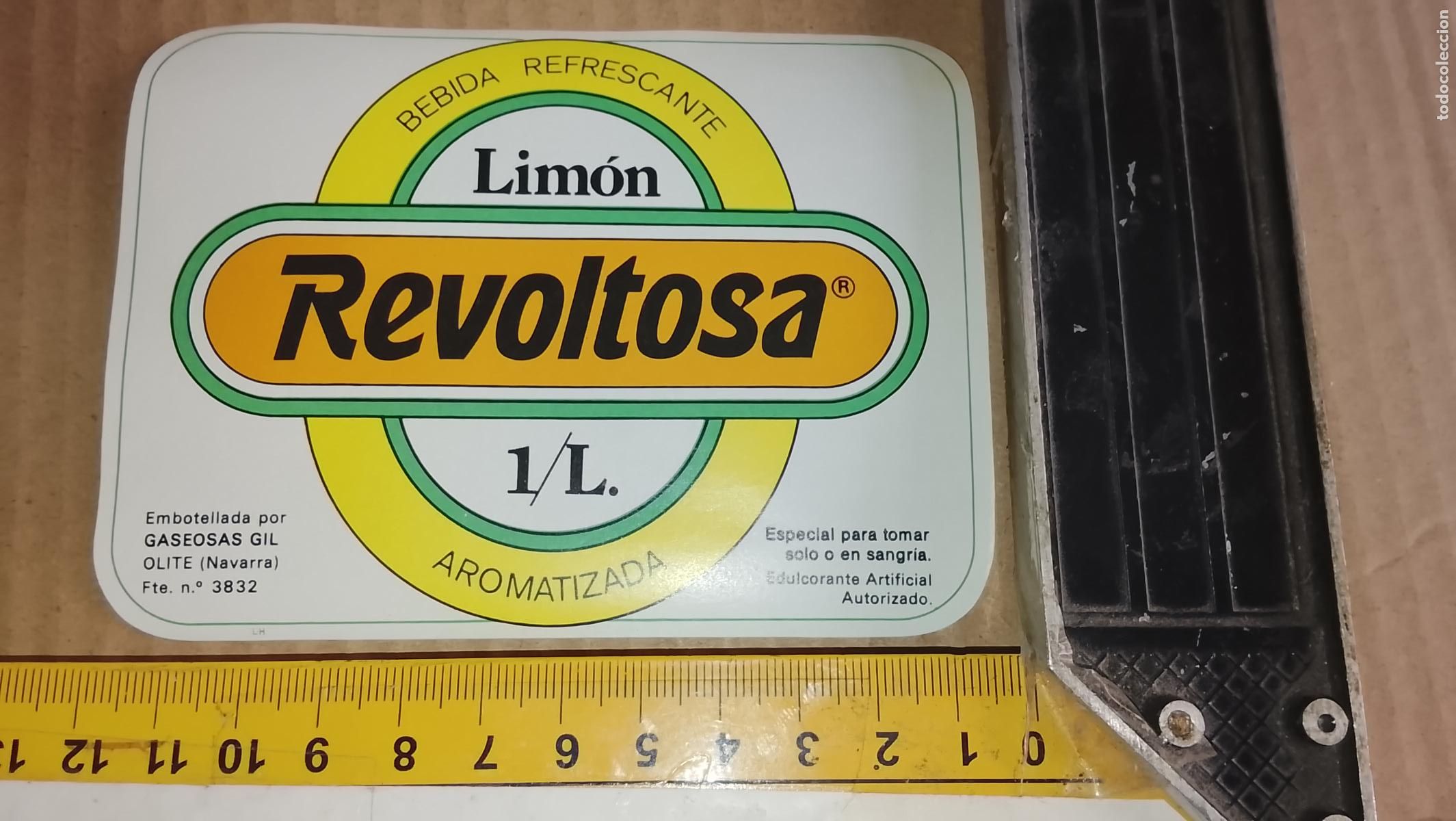 Etiquetas antiguas: antigua etiqueta original SIN PEGAR , de BOTELLA REFRESCOS REVOLTOSA LIMON