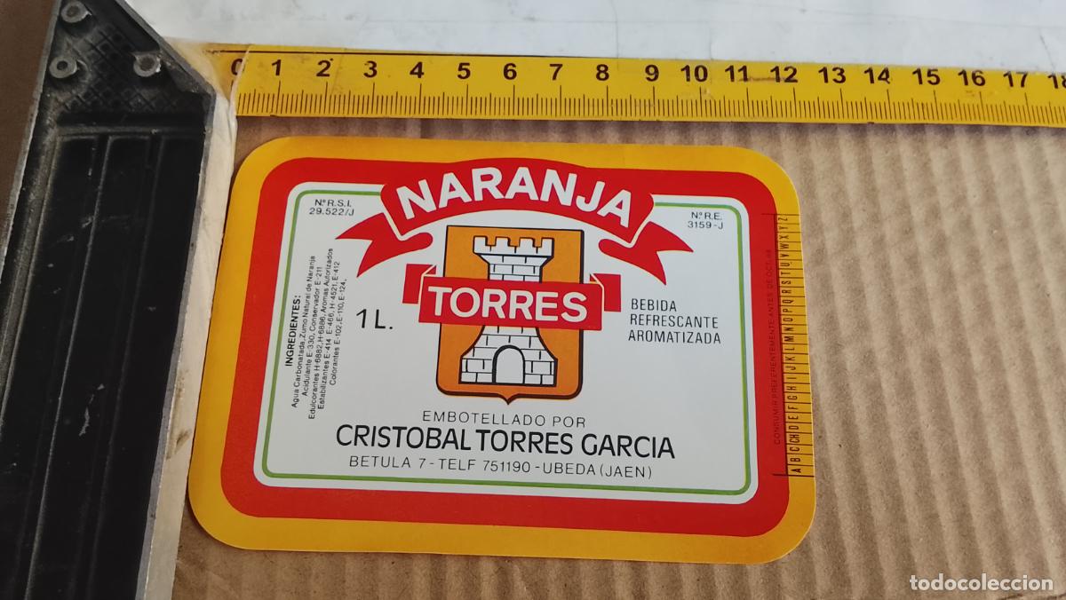 Etiquetas antiguas: antigua etiqueta original SIN PEGAR , de BOTELLA REFRESCOS NARANJA CRISTOBAL TORRES