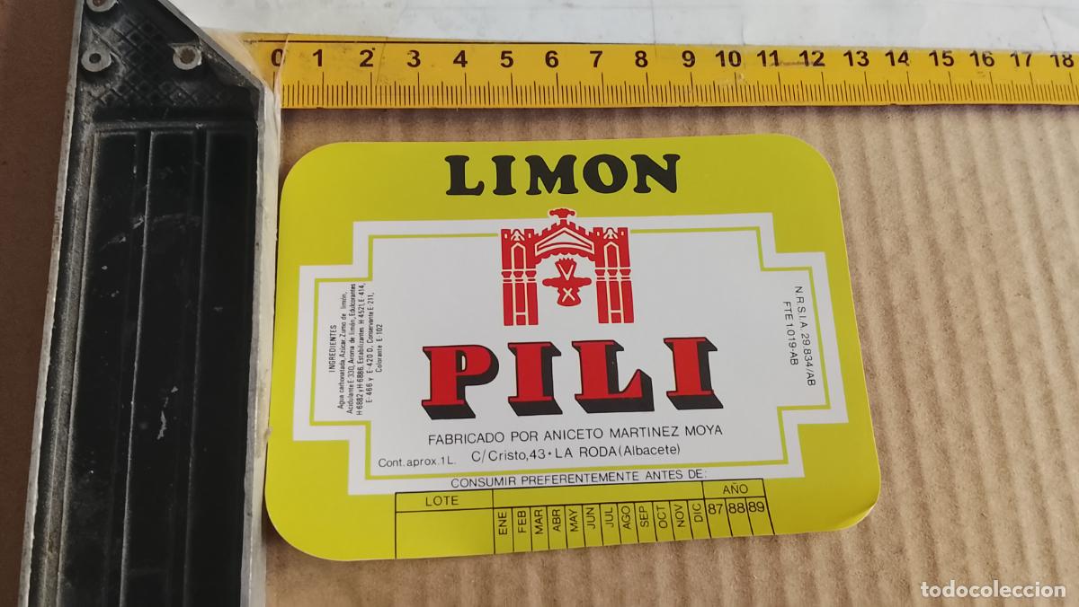 Etiquetas antiguas: antigua etiqueta original SIN PEGAR , de BOTELLA REFRESCOS LIMON PILI