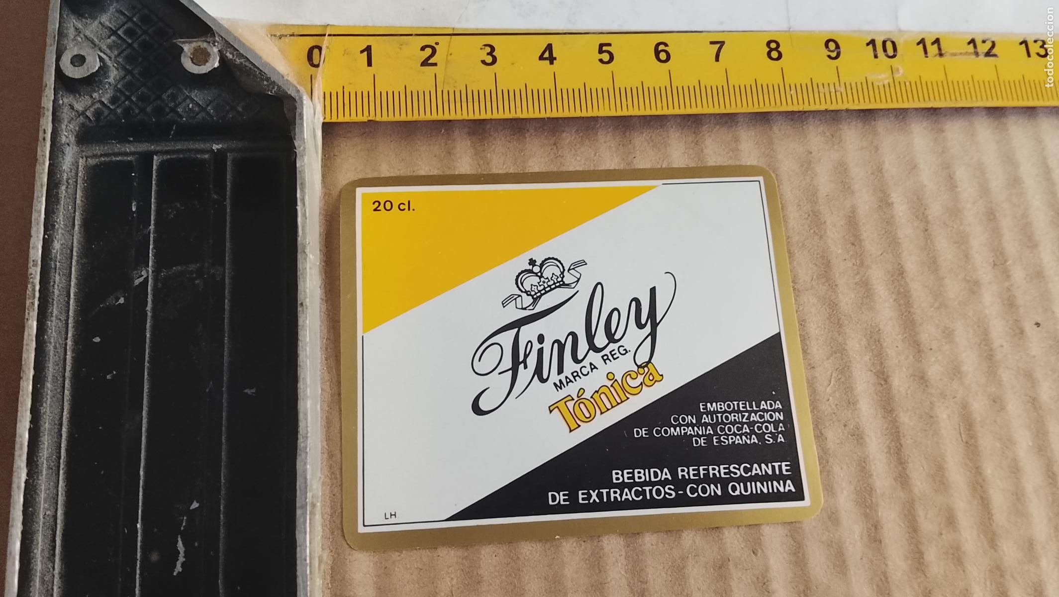 Etiquetas antiguas: antigua etiqueta original SIN PEGAR , de BOTELLA - TONICA FINLEY