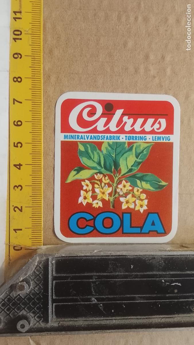 Alte Etiketten: ANTIGUA ETIQUETA DE FRONTAL DE BOTELLA BEBIDAS REFRESCOS ZUMOS GASEOSAS - PLANCHAS DE FABRICA