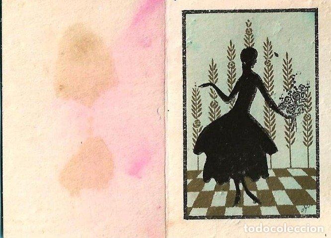 Etichette antiche: TARJETA D&Iacute;PTICO CON IMAGEN DE SILUETA DE SE&Ntilde;ORA, S/F.