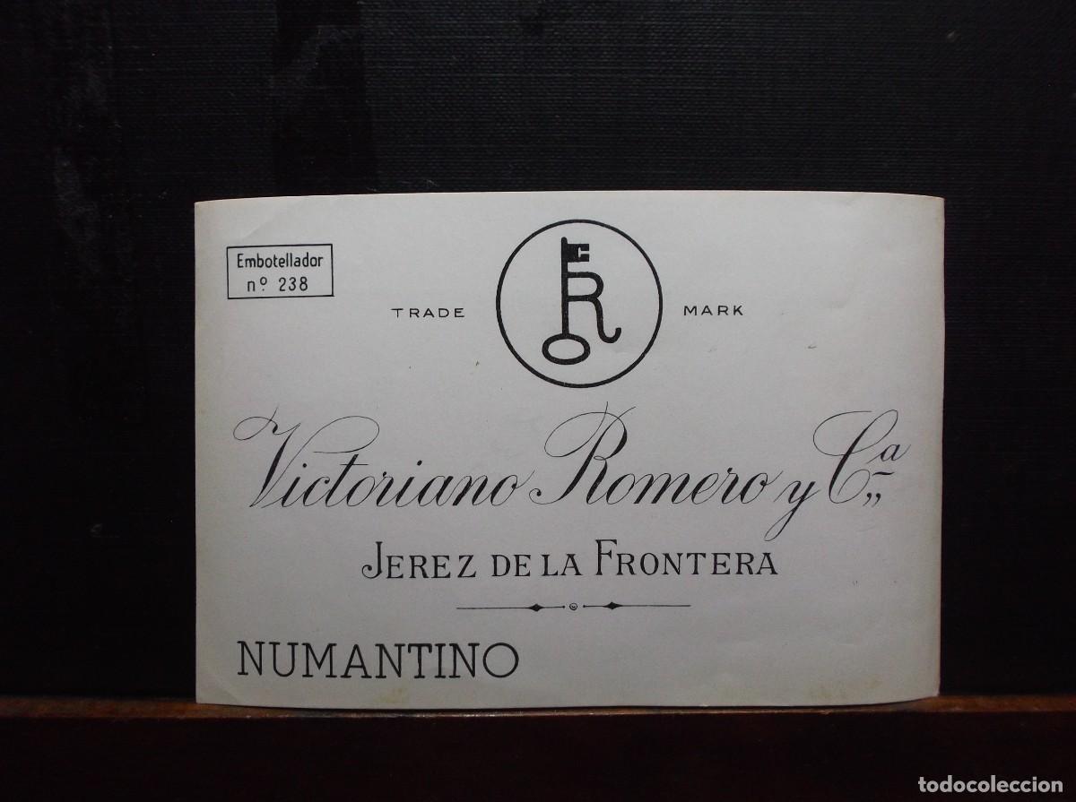 Etiquetas antiguas: ETIQUETA DE LA BODEGA VICTORIANO ROMERO Y Ca. - JEREZ DE LA FRONTERA.