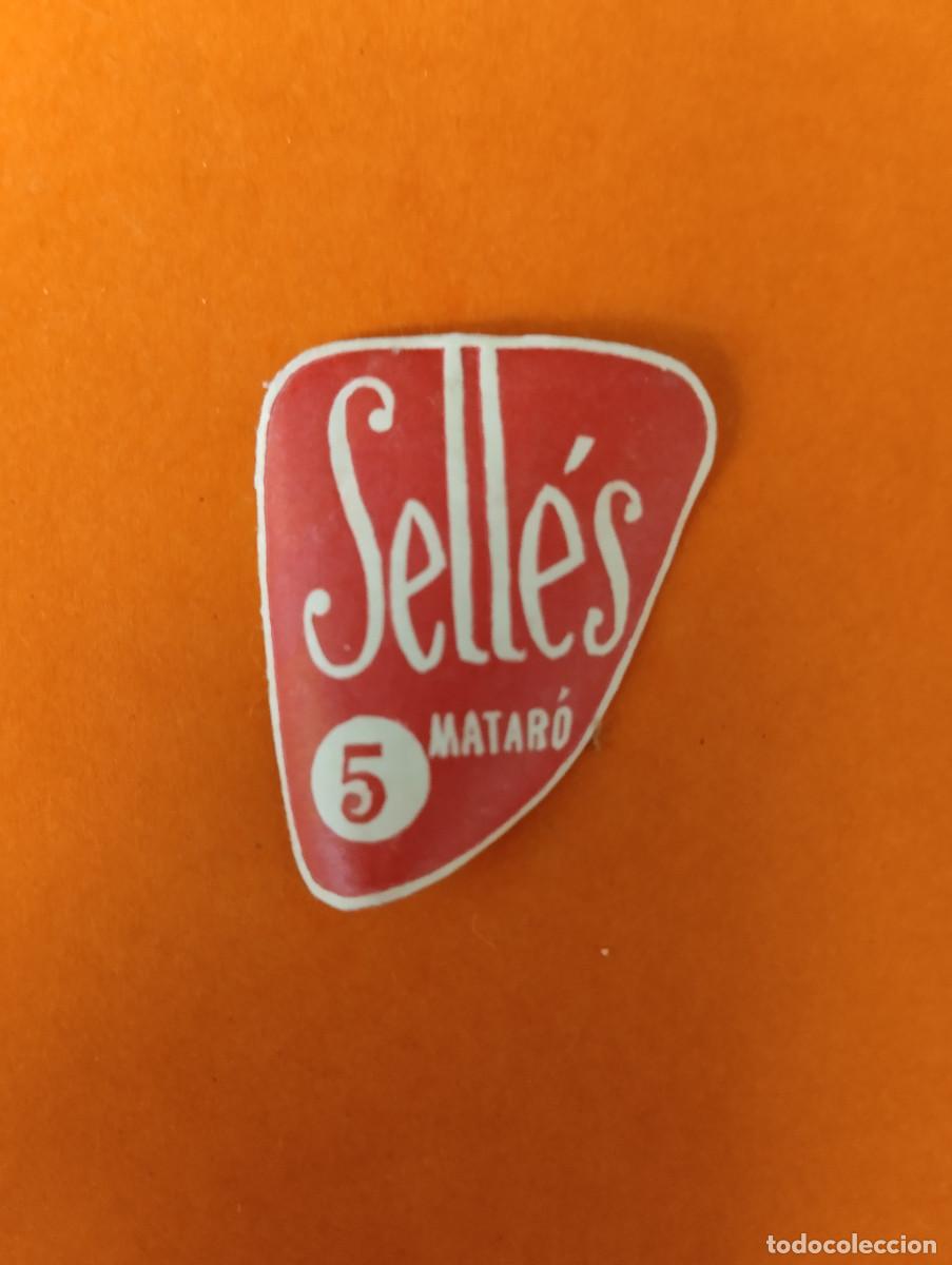 Etiquetas antiguas: ETIQUETA ROPA SELLES MATARO 5