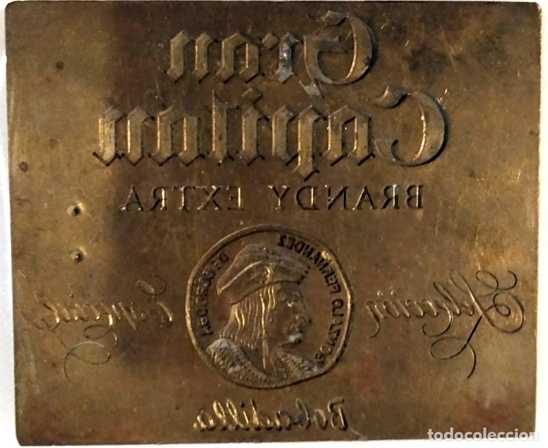 Etiquetas antiguas: PLANCHA ORIGINAL IMPRESION ETIQUETA BRANDY EXTRA GRAN CAPITAN, EN BRONCE, JEREZ DE LA FRONTERA, 85X7