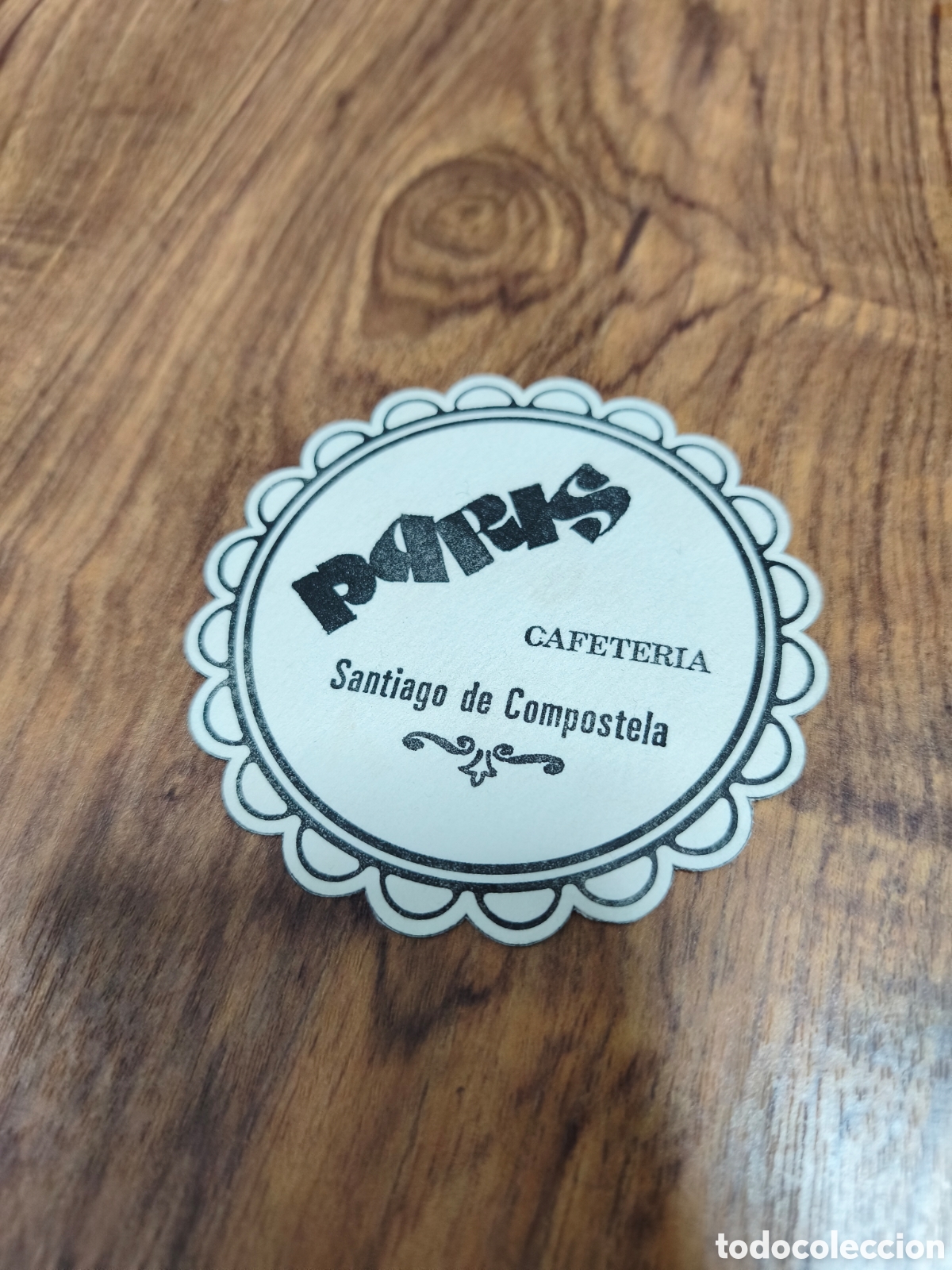 Etiquetas antiguas: Posavasos Cafeter&iacute;a Paris.Santiago de Compostela.