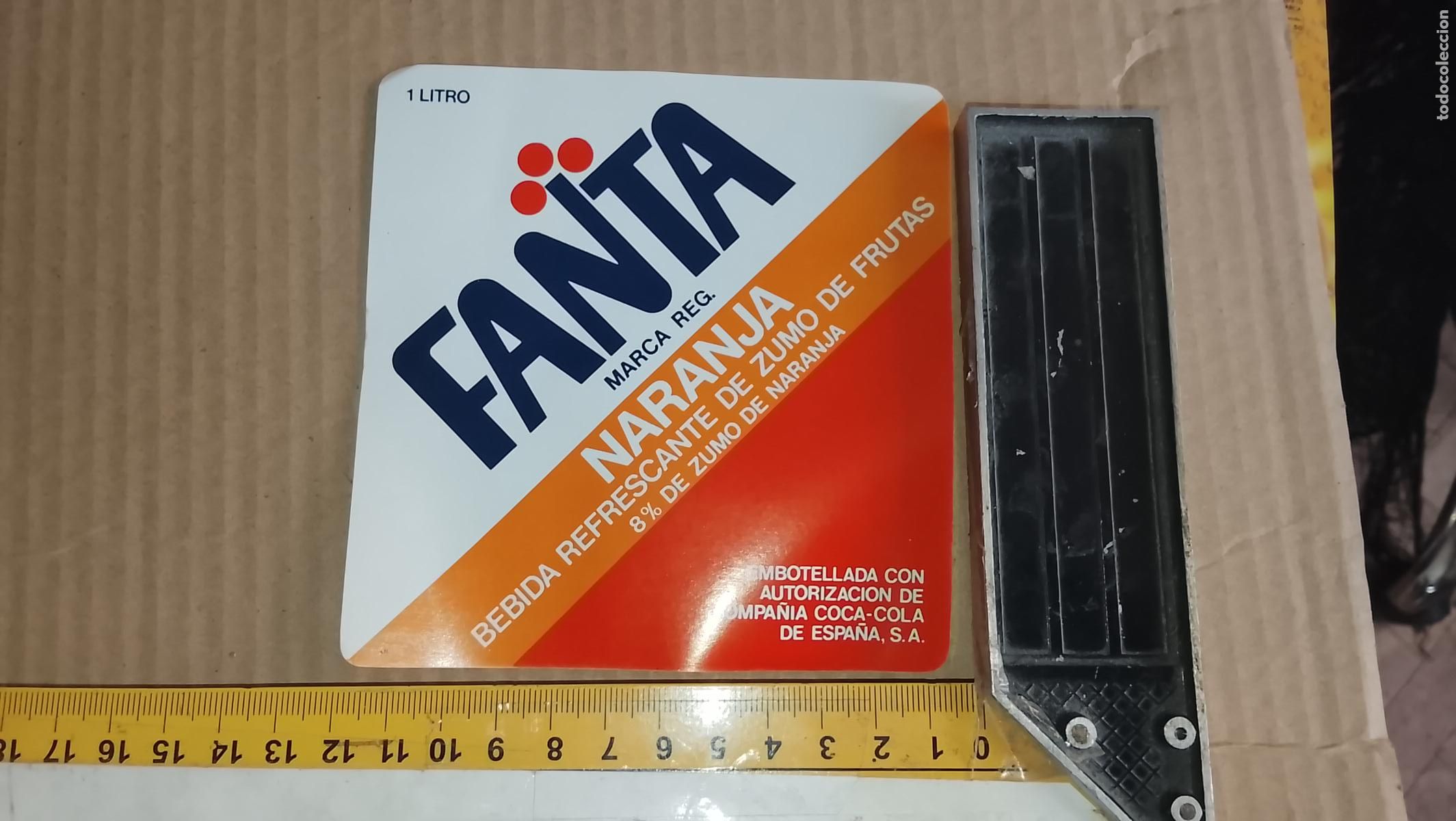 Etiquetas antiguas: antigua GRAN etiqueta original SIN PEGAR , de BOTELLA REFRESCOS NARANJA FANTA