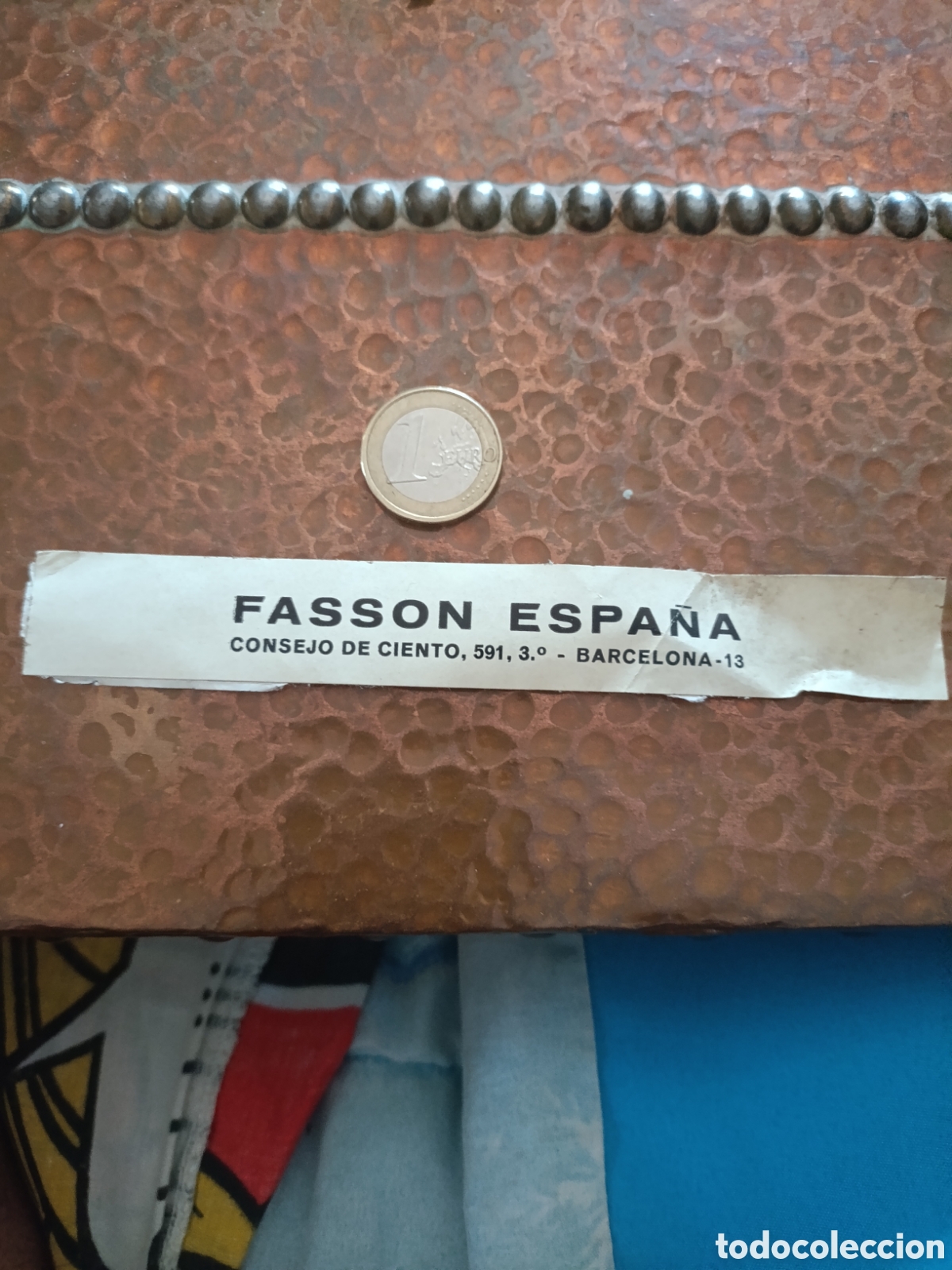 Etiquetas antiguas: FAS&Oacute;N ESPA&Ntilde;A CONSEJO DE CIENTO BARCELONA [ ETIQUETAS A&Ntilde;OS 30-40 ]
