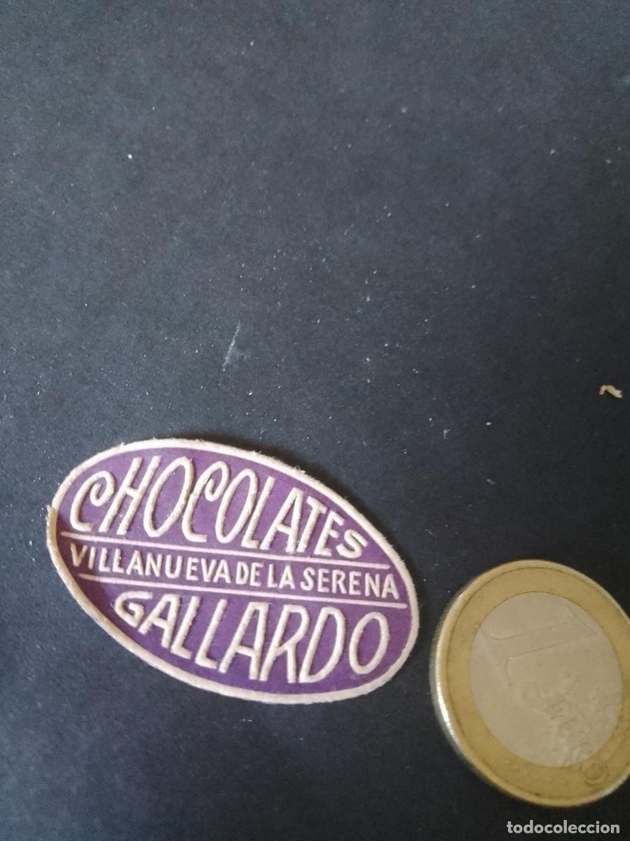 Etiquetas antiguas: Etiqueta a&ntilde;os 40 chocolates Villanueva de la serena gallardo unica