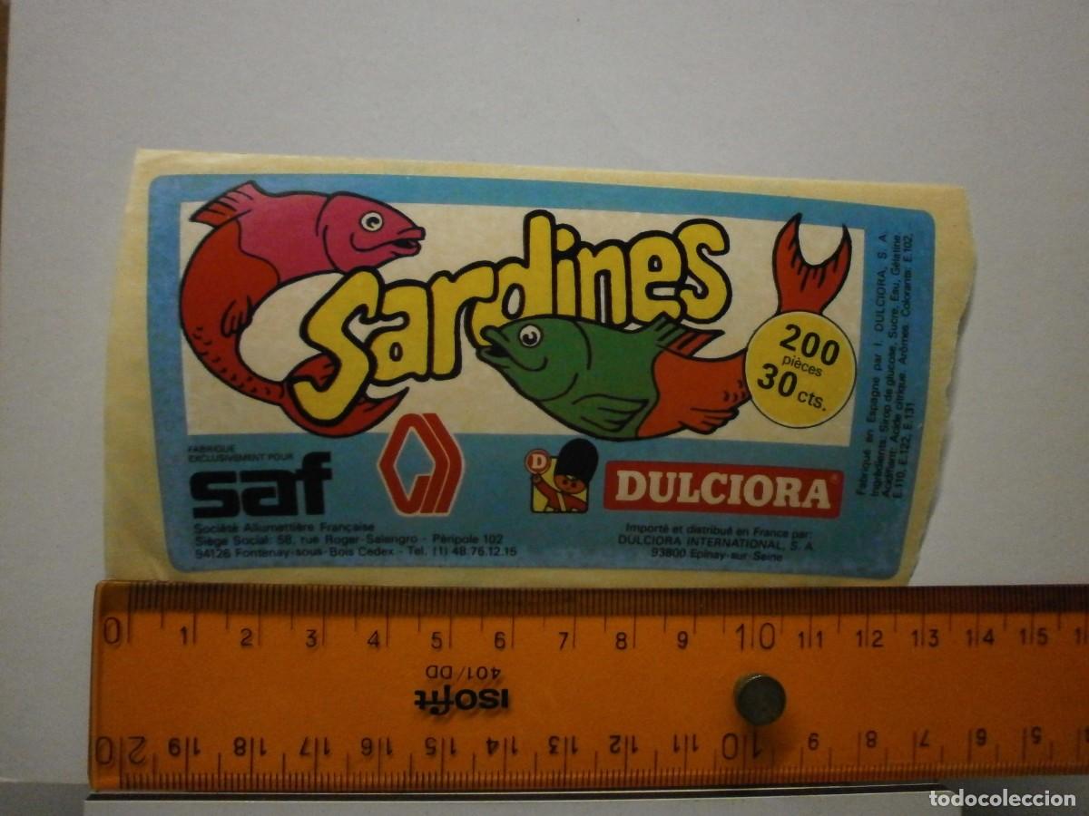 Etiquetas antiguas: etiqueta pegatina bote de caramelos gominolas dulciora sardines a&ntilde;os 90 2000