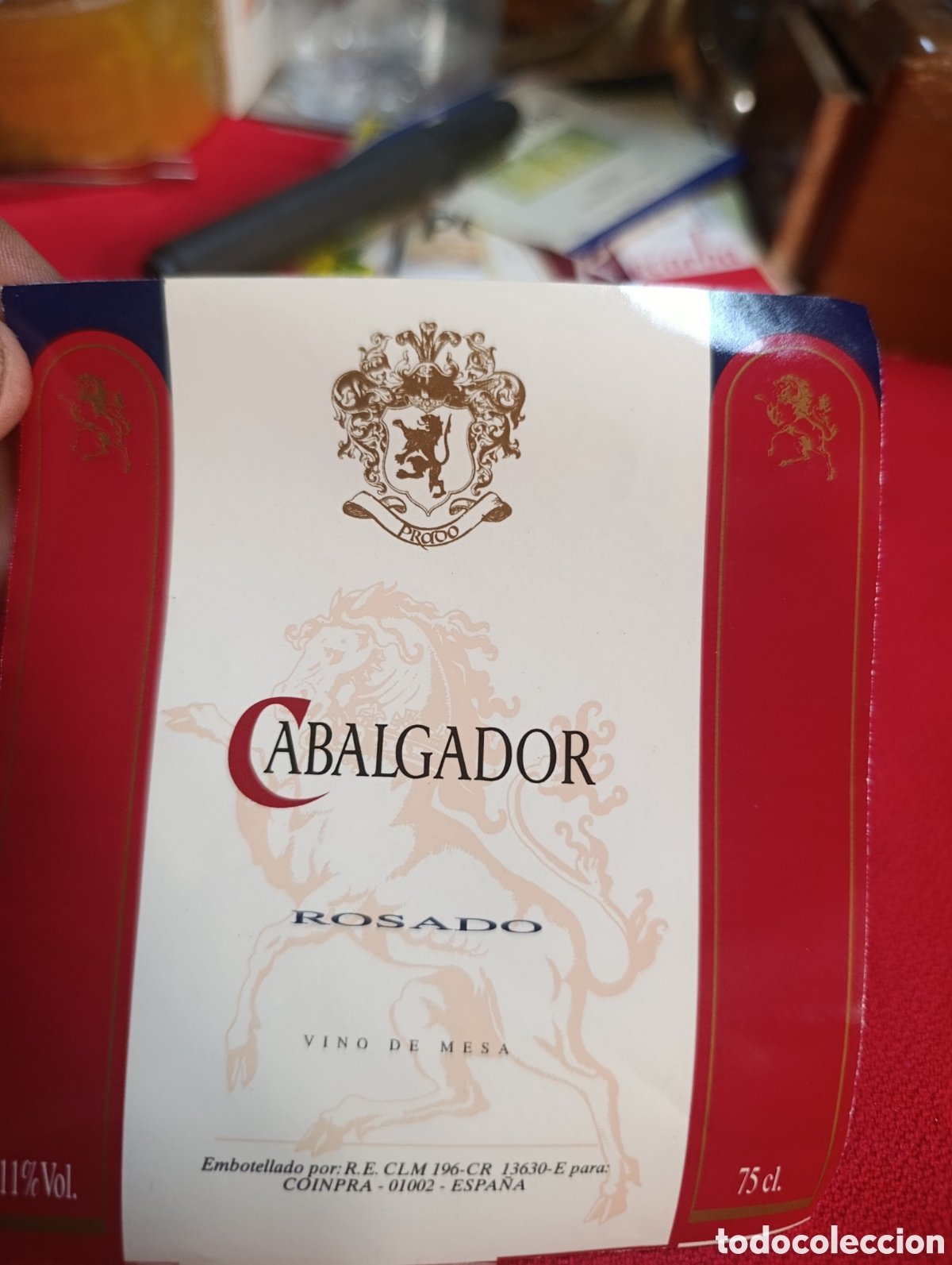 Etiquetas antiguas: Etiqueta de vino Cabalgador rosado