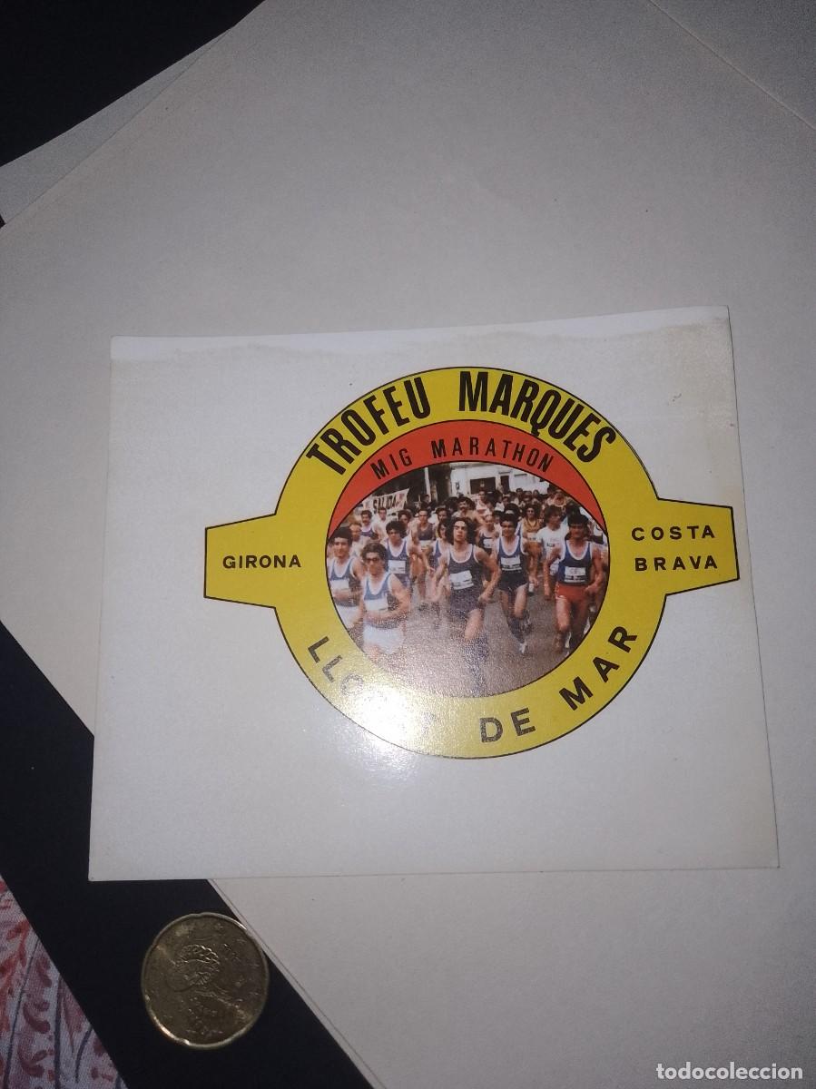 Etiquetas antiguas: Pegatina a&ntilde;os 80 trofeu marques Lloret de mar Girona