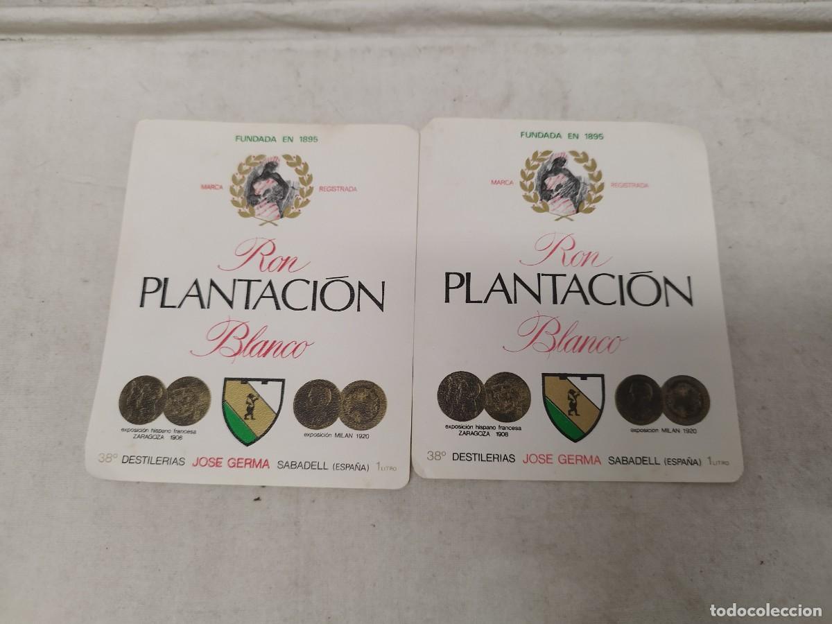 Etiquetas antiguas: Antigua etiqueta Ron plantaci&oacute;n blanco Destiler&iacute;as Jos&eacute; Germa en Sabadell, Espa&ntilde;a.