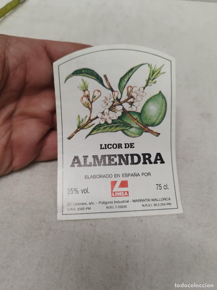 Etiquetas antiguas: Etiqueta de licor de almendras de Marratx&iacute; , Mallorca islas baleares.