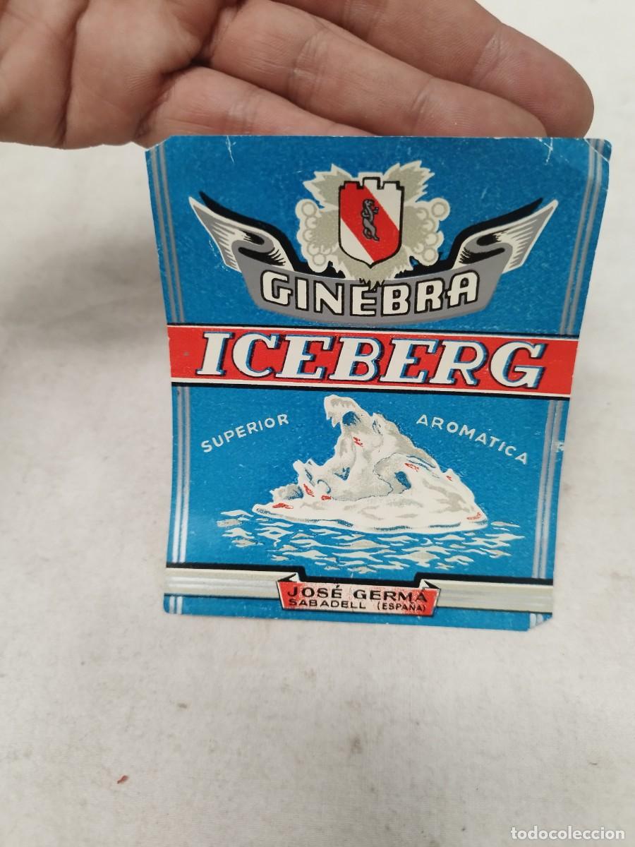Etiquetas antiguas: Antigua Etiqueta de Ginebra Iceberg. Jose Germa, Sabadell.