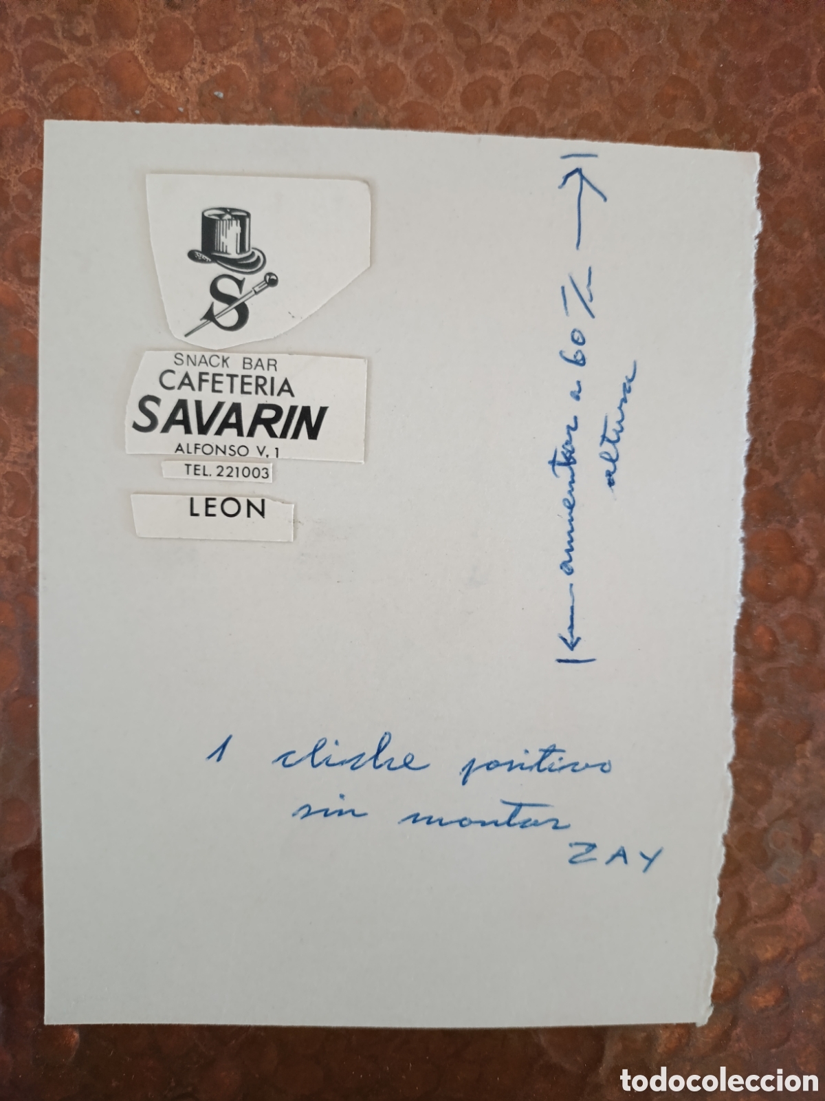 Etiquetas antiguas: SNACK BAR CAFETER&Iacute;A SAVARIN LE&Oacute;N [ PAPEL PUBLICITARIO Y ETIQUETA A&Ntilde;OS 40-50 ]
