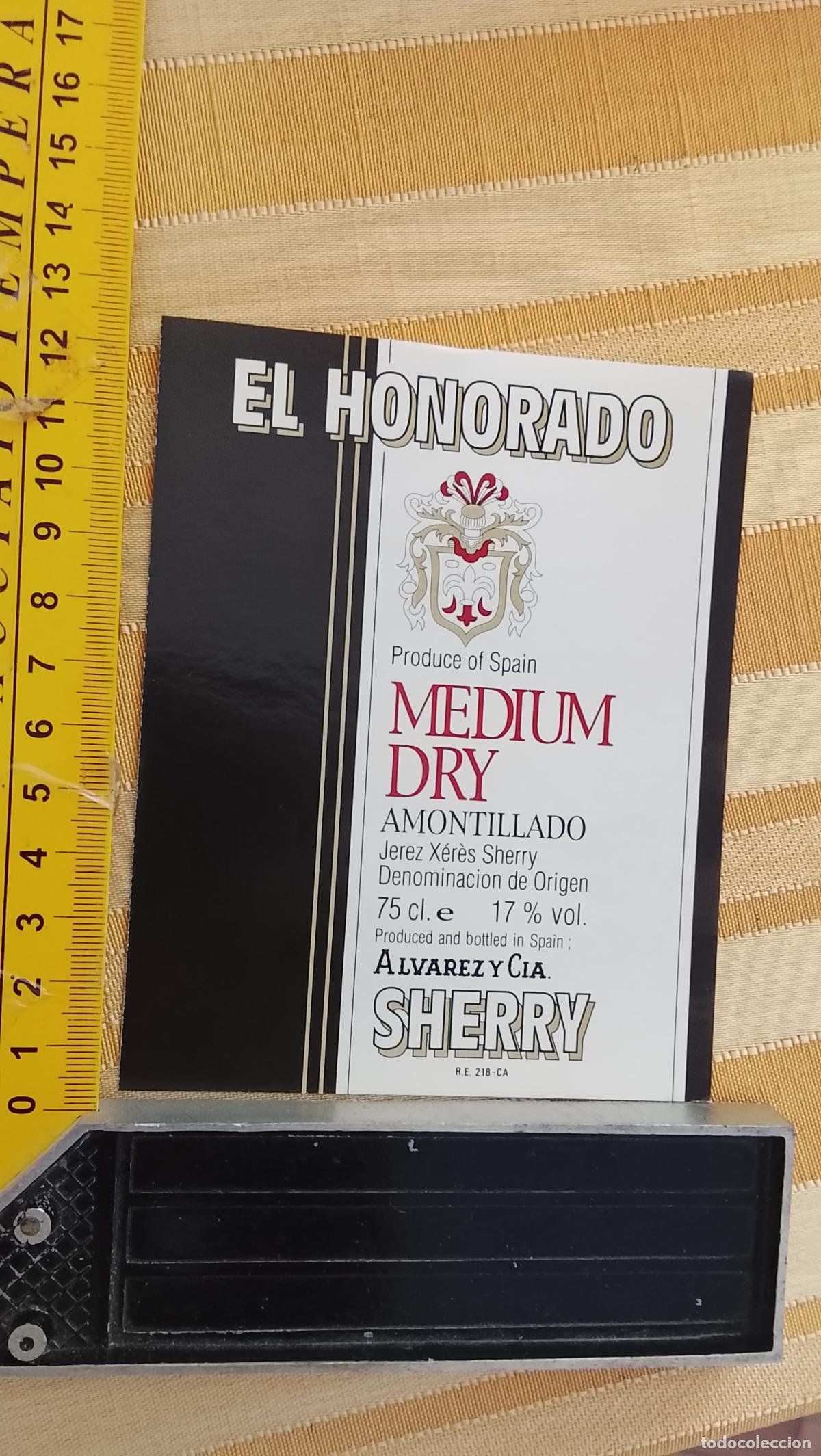 Etiquetas antiguas: HAGA SU OFERTA - ANTIGUA ETIQUETA DE VINO LICOR co&ntilde;ac manzanilla fino SANLUCAR JEREZ CADIZ EL PUERTO
