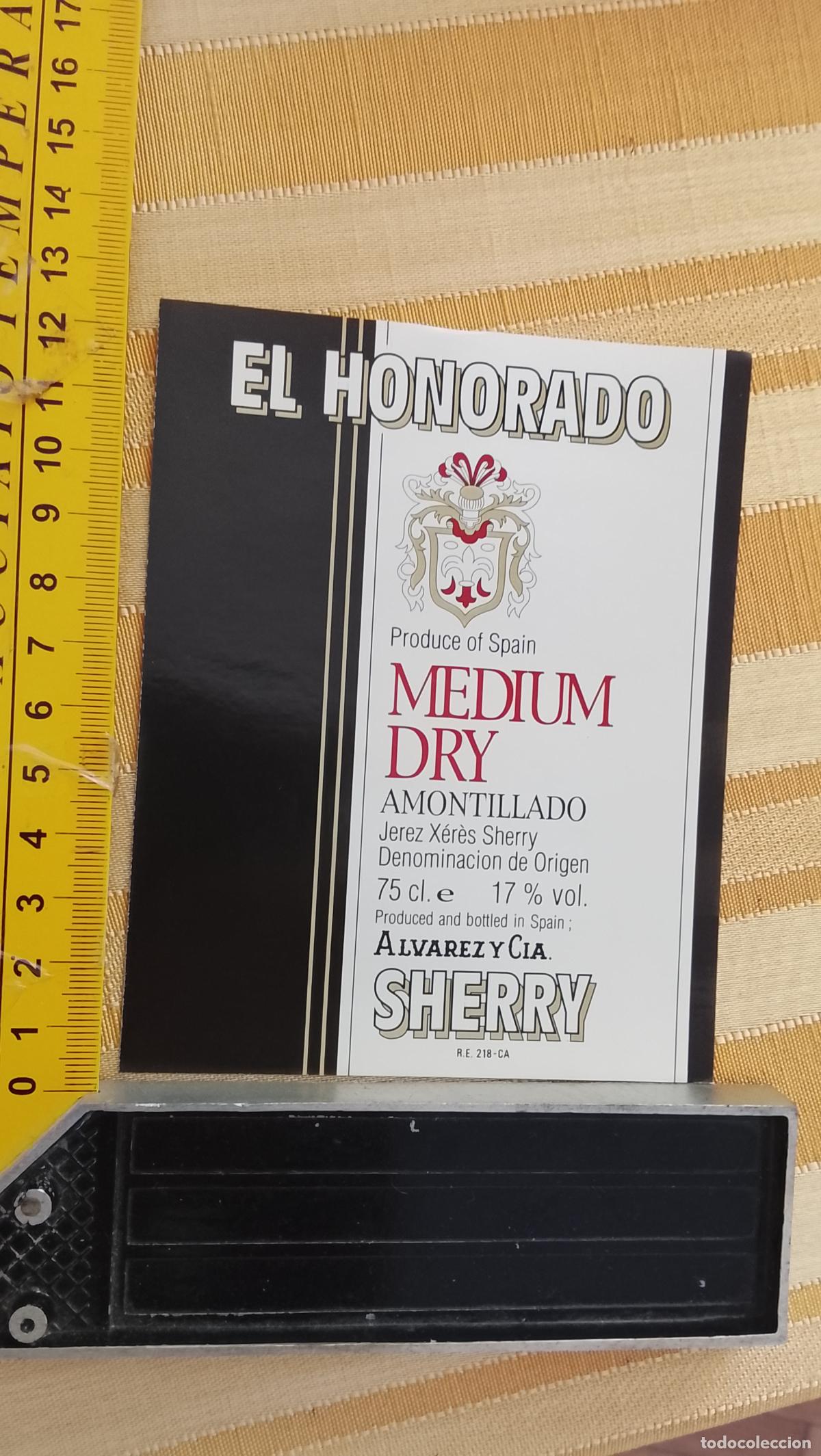 Etiquetas antiguas: HAGA SU OFERTA - ANTIGUA ETIQUETA DE VINO LICOR co&ntilde;ac manzanilla fino SANLUCAR JEREZ CADIZ EL PUERTO