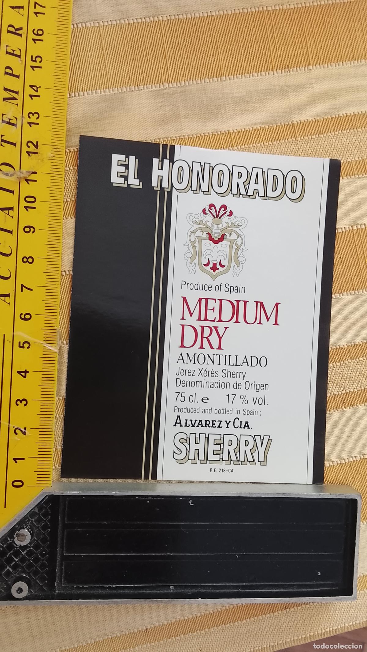 Etiquetas antiguas: HAGA SU OFERTA - ANTIGUA ETIQUETA DE VINO LICOR co&ntilde;ac manzanilla fino SANLUCAR JEREZ CADIZ EL PUERTO