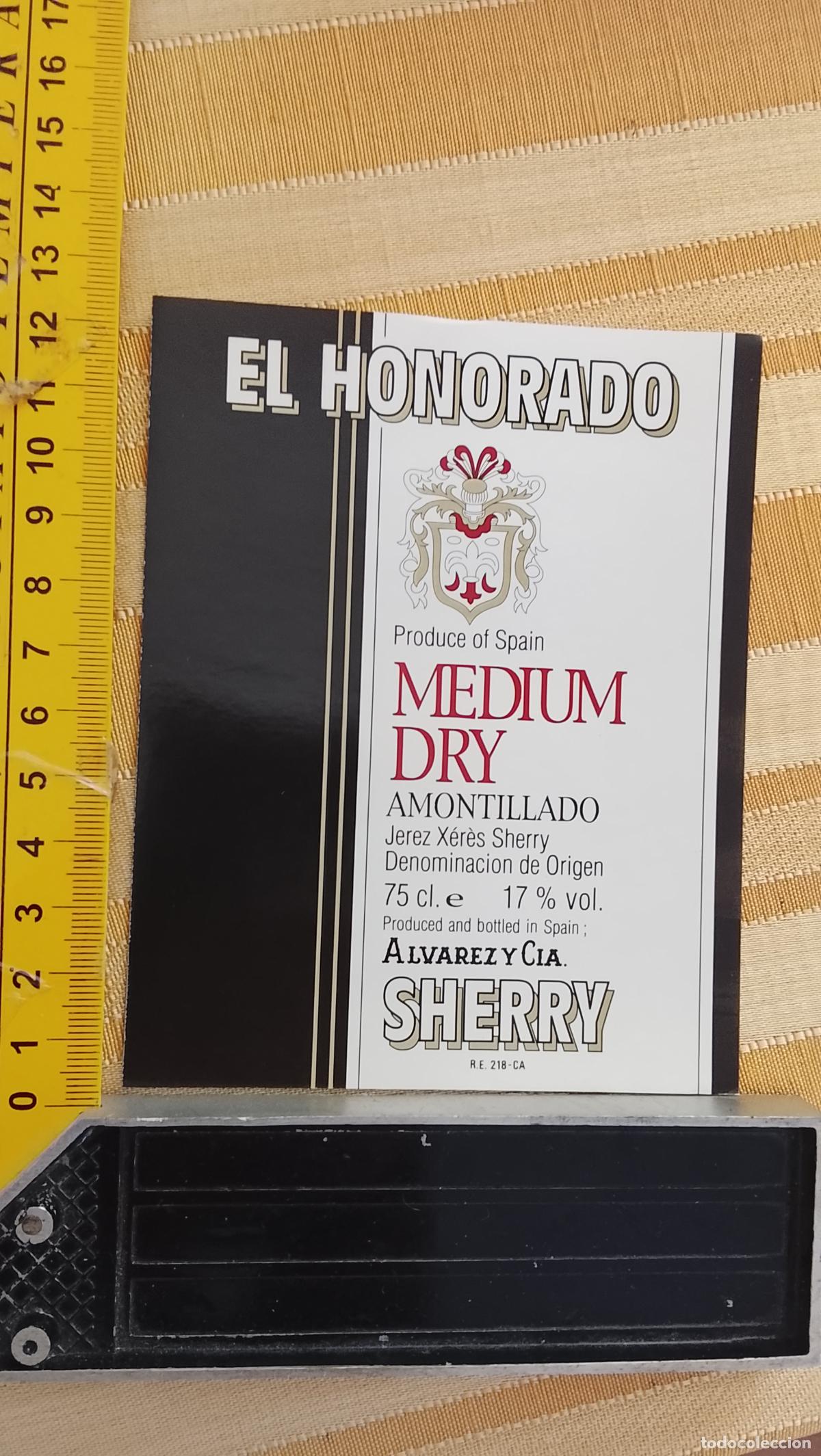Etiquetas antiguas: HAGA SU OFERTA - ANTIGUA ETIQUETA DE VINO LICOR co&ntilde;ac manzanilla fino SANLUCAR JEREZ CADIZ EL PUERTO