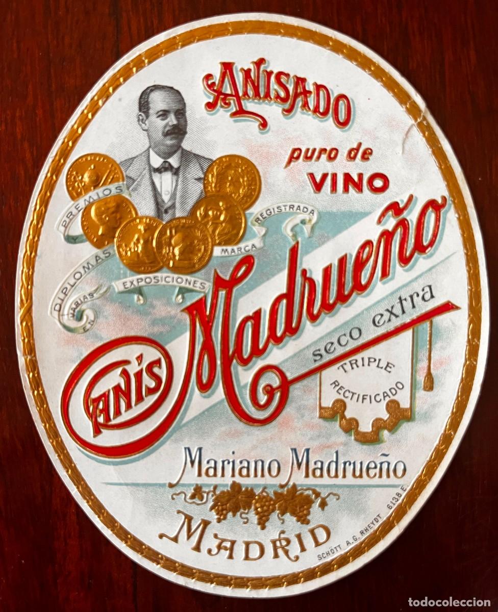 Etiquetas antiguas: PRECIOSA ETIQUETA, ANIS MADRUE&Ntilde;O, MARIANO MADRUE&Ntilde;O, MADRID, en relieve, mide 12 x 9,8 cms.