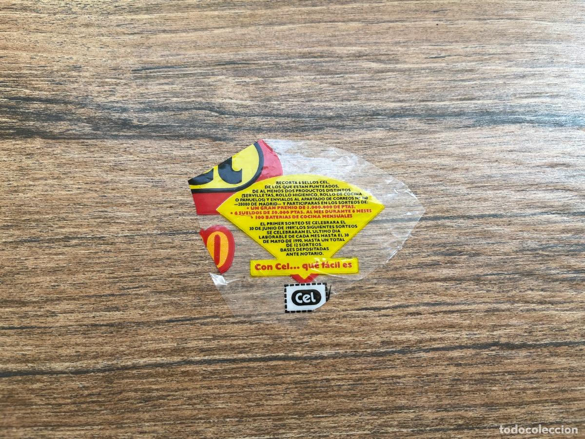 Etiquetas antiguas: CON CEL QUE F&Aacute;CIL ES - ANTIGUO SELLO DE PL&Aacute;STICO CELOF&Aacute;N RECORTADO PARA PARTICIPAR EN UN SORTEO