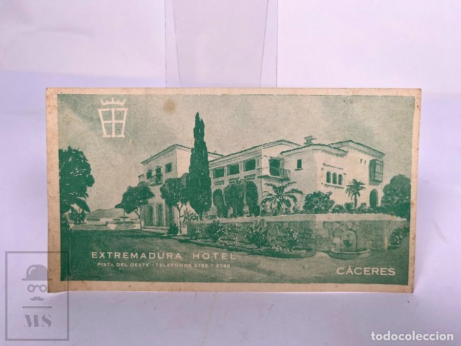 Etiquetas antiguas: Antigua Etiqueta - Hotel Extremadura / C&aacute;ceres - Medidas 13,5 x 7,5 cm