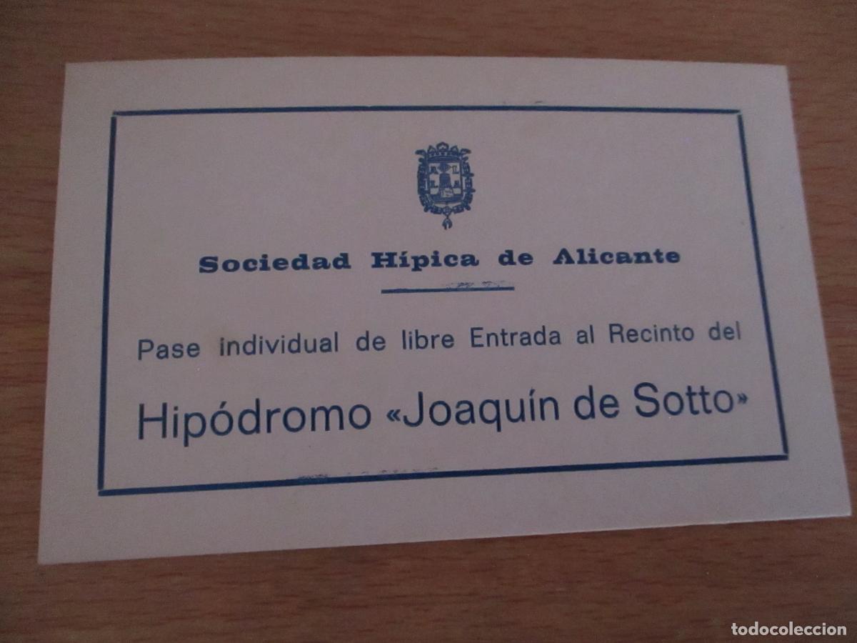 Etiquetas antiguas: PEQUE&Ntilde;A TAJETA DE: SOCIEDAD H&Iacute;PICA DE ALICANTE-HIP&Oacute;DROMO , JOAQU&Iacute;N DE SOTTO,-MIDE 6.5 X 10.5 CM.
