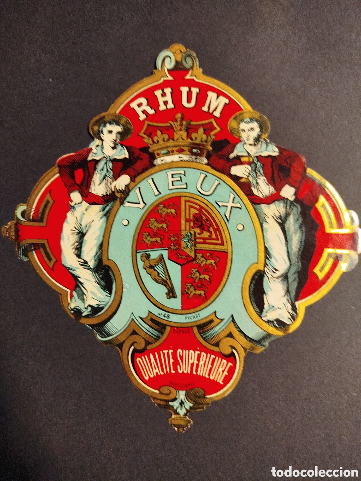 Etiquetas antiguas: Etiqueta troquelada Rhum Vieux Par&iacute;s