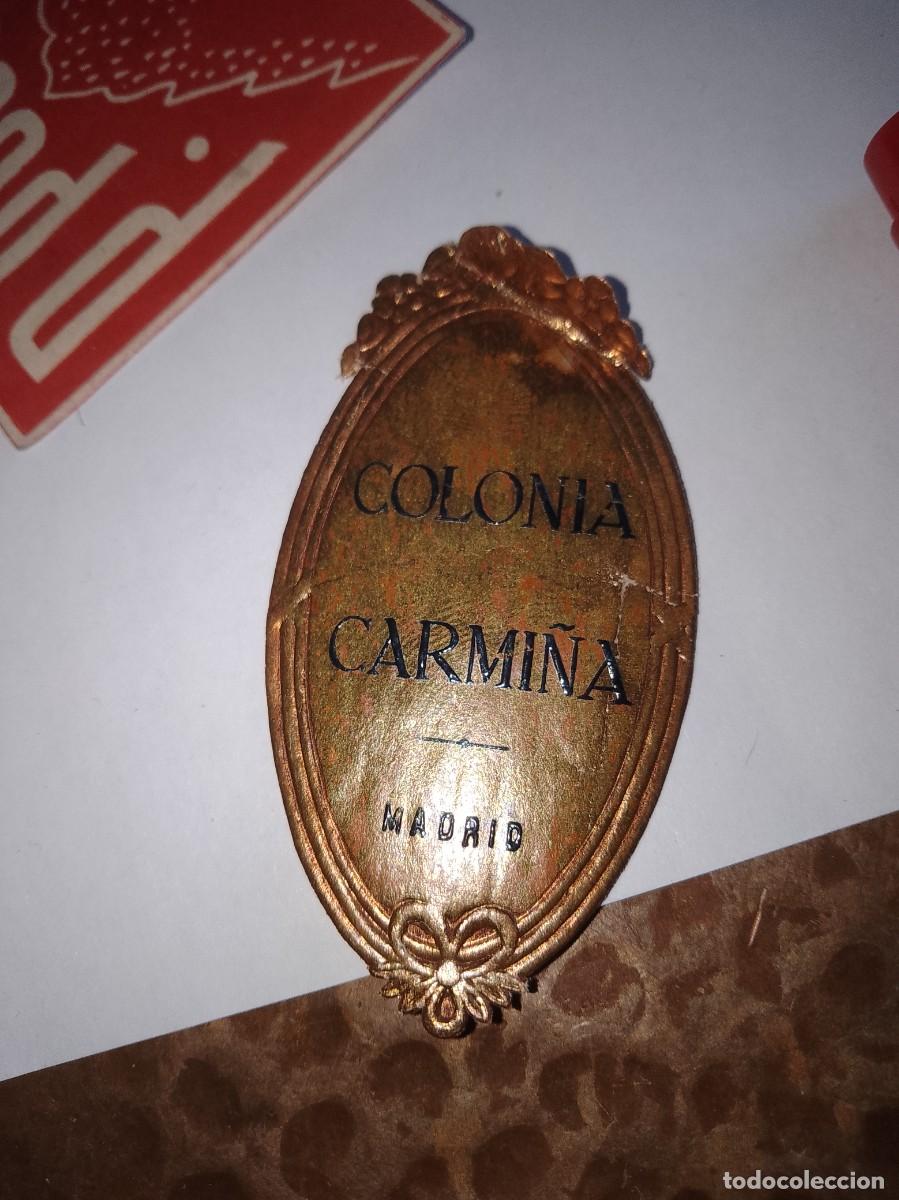 Etiquetas antiguas: Etiqueta a&ntilde;os 40 50 colonia carmi&ntilde;a Madrid de una vieja imprenta