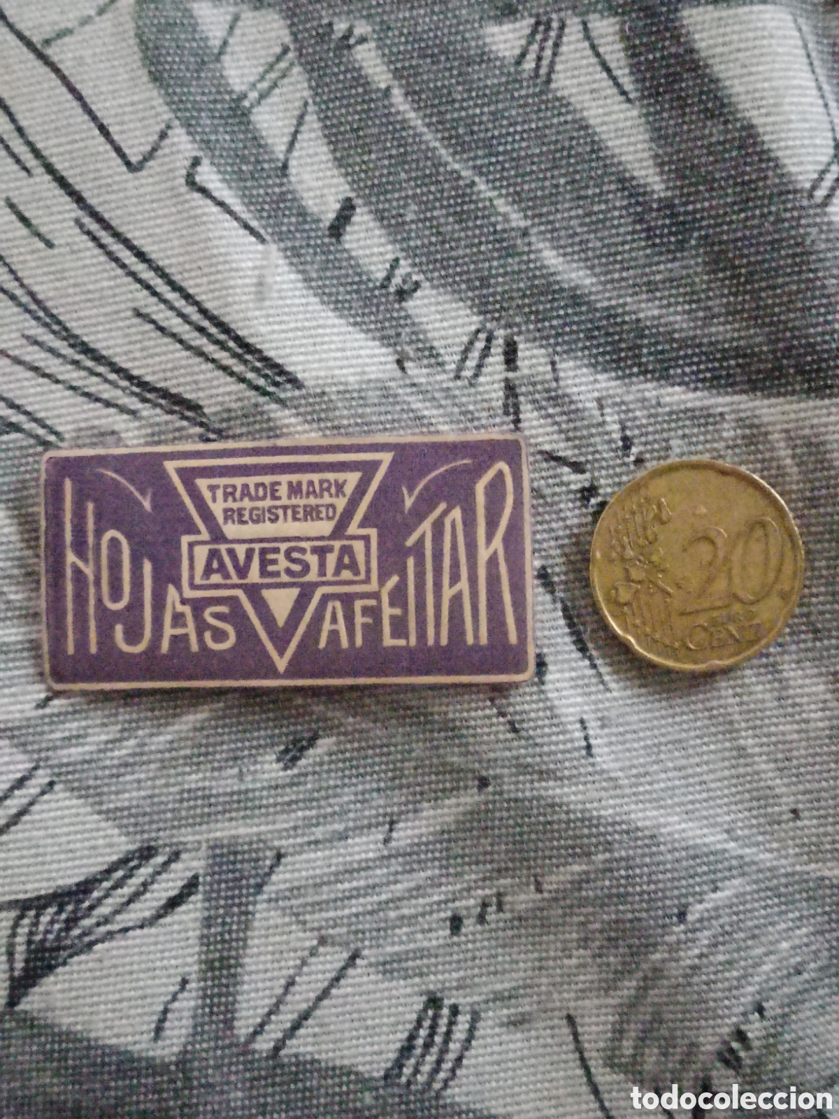Etiquetas antiguas: HOJAS DE AFEITAR AVESTA [ ETIQUETA A&Ntilde;OS 40-50 ]