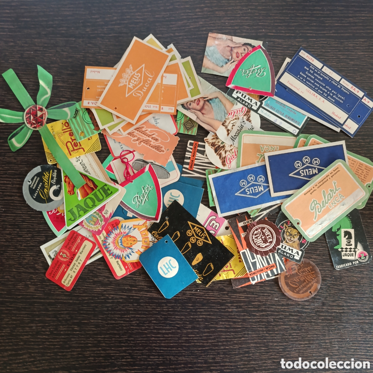 Etiquetas antiguas: Lote de 70 etiquetas de calzado vintage