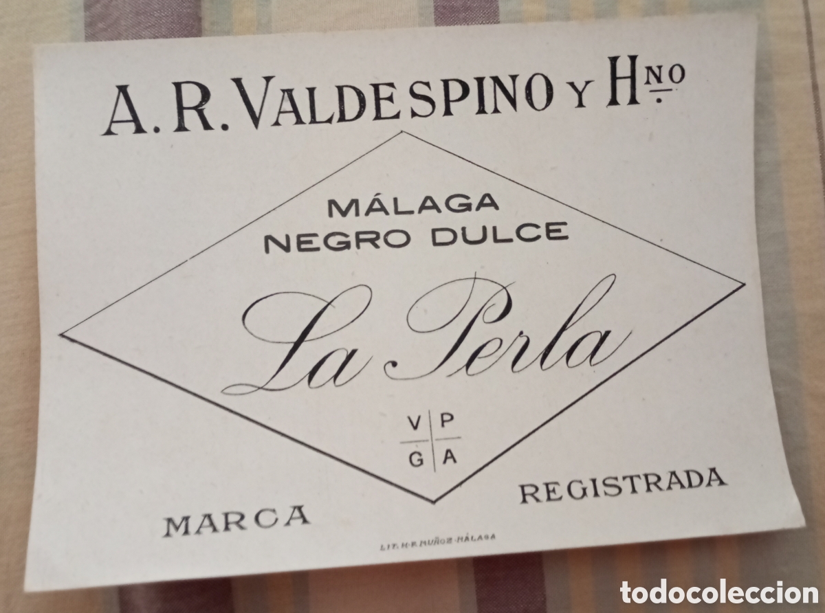 Etiquetas antiguas: Etiqueta A R. Valdespino y Hno. M&aacute;laga negro dulce La Perla