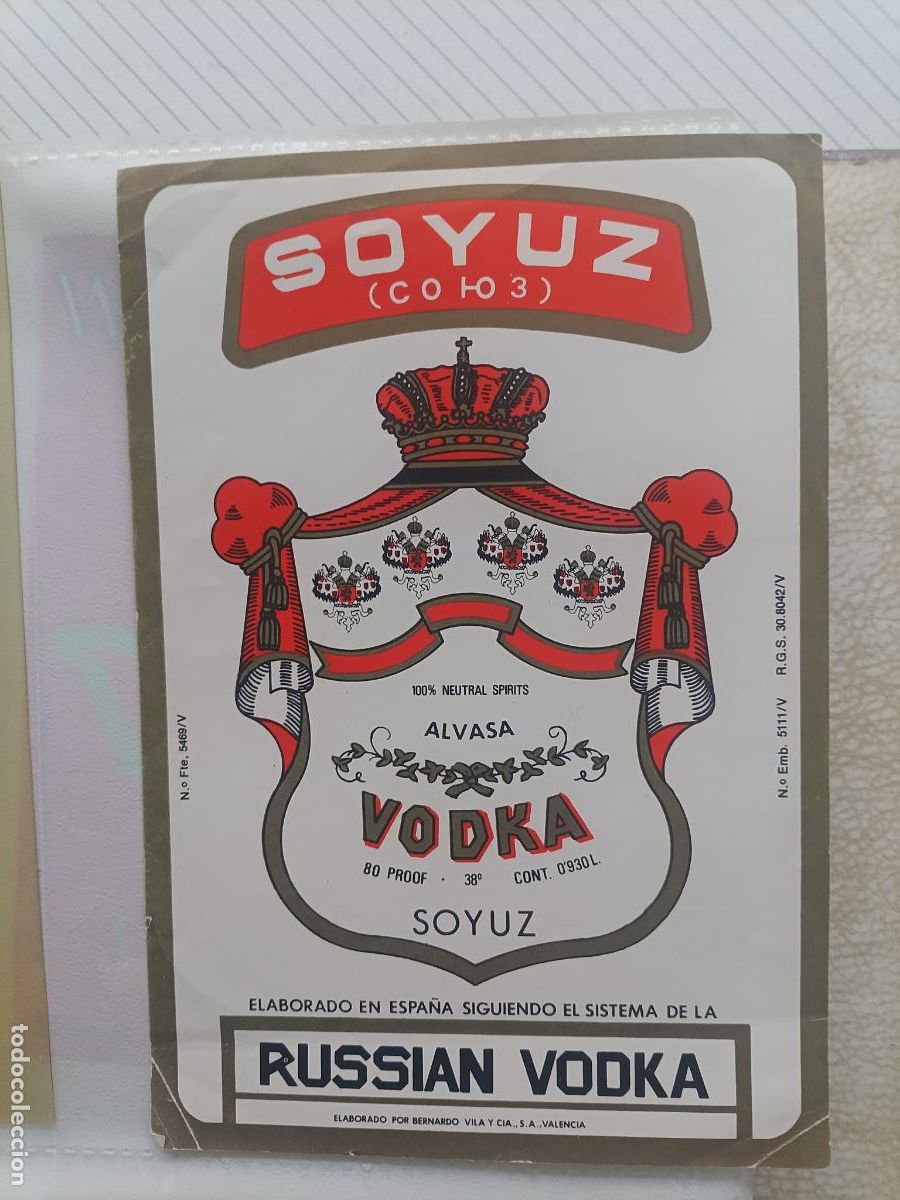 Etiquetas antiguas: VODKA SOYUZ RUSSIAN VODKA, elaborado en Valencia - Foto 1