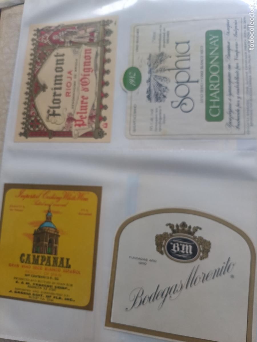 Etiquetas antiguas: 4 etiquetas de vino diferentes - Foto 1