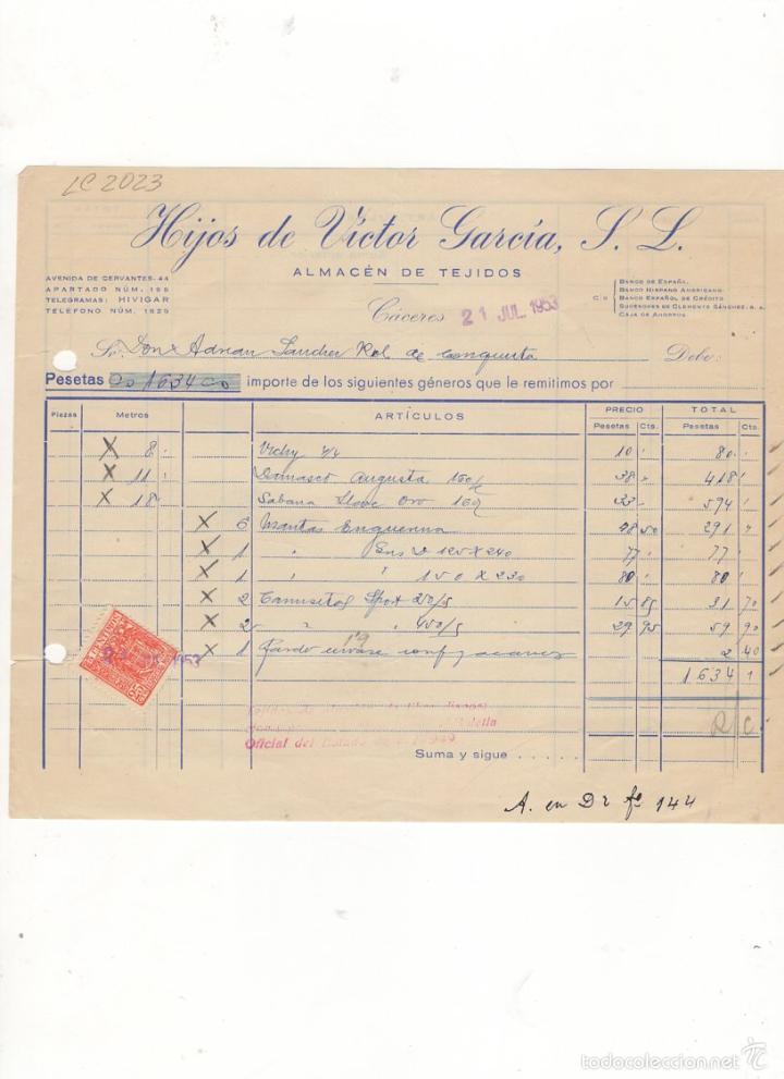 Facturas antiguas: FACTURA. HIJOS DE VICTOR GARCIA, P. L., ALMACEN DE TEJIDOS, CACERES, 1953.